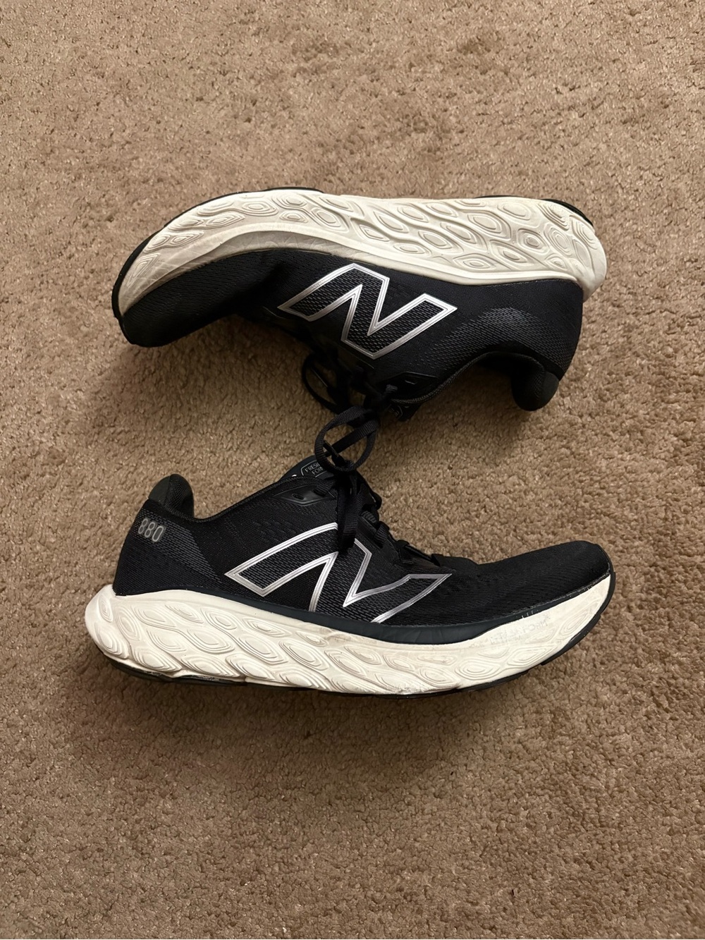 New Balance Fresh Foam X 880v14 W880K14 Athletic Shoes Unisex M7/W8.5 Black Mesh